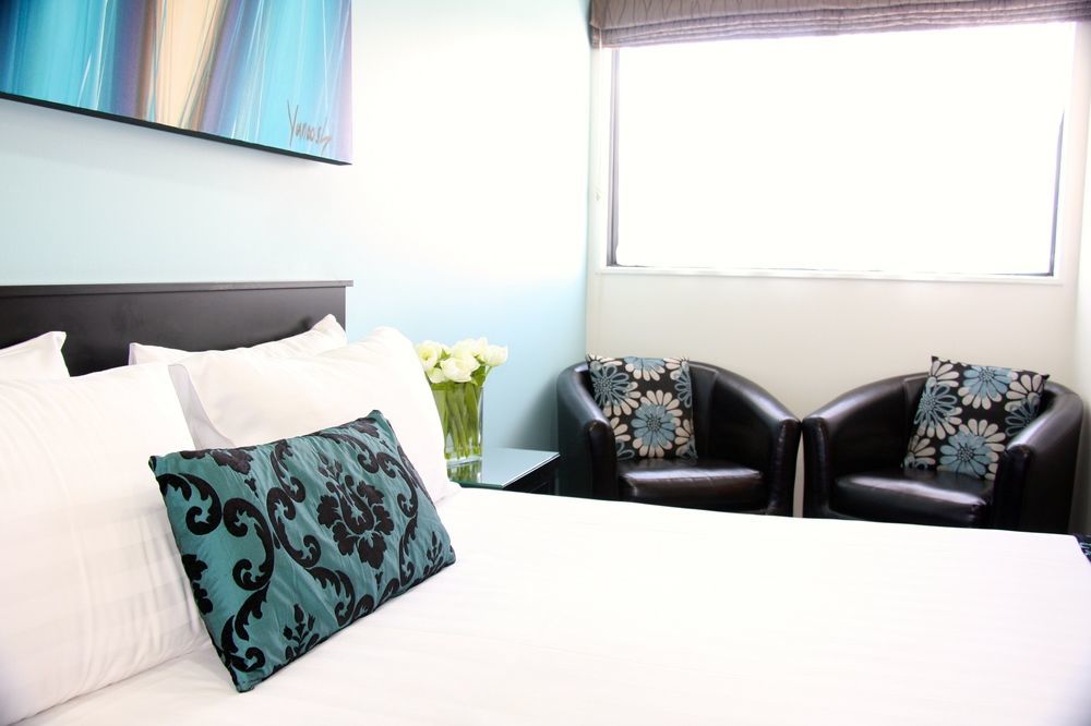 Motel Camelot On Ulster Hamilton Esterno foto