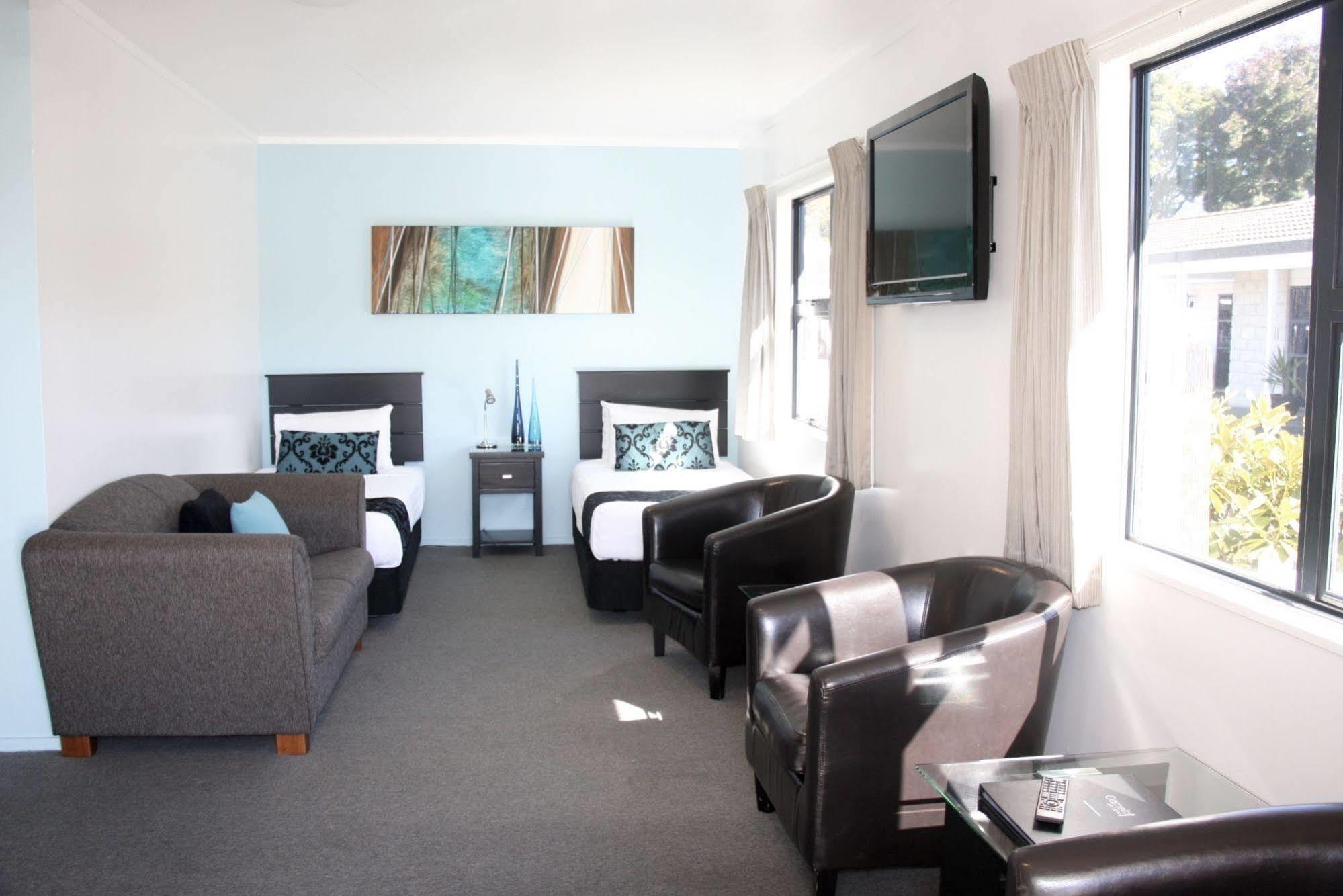 Motel Camelot On Ulster Hamilton Esterno foto